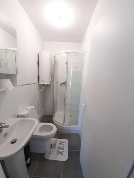 Residence Du Houx - 2 Survilliers Εξωτερικό φωτογραφία